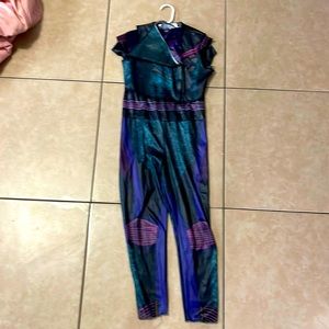 Mal descendant with wig.